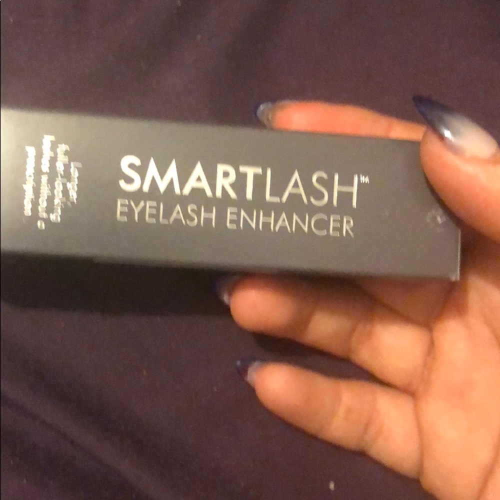 Smartlash eyelash enhancer